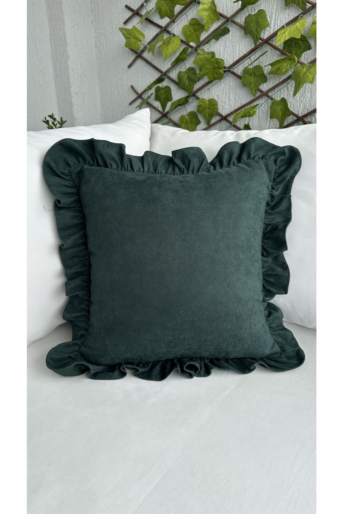 Decamor home Vintage Frilly Emerald Green Throw Pillow Case Trendyol