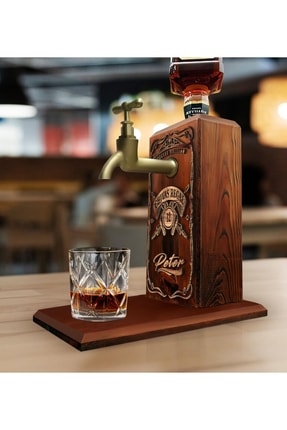 Kişiye Özel Kabartma İsim Tasarımlı Musluklu Ahşap İçki Standı-10 Image 0