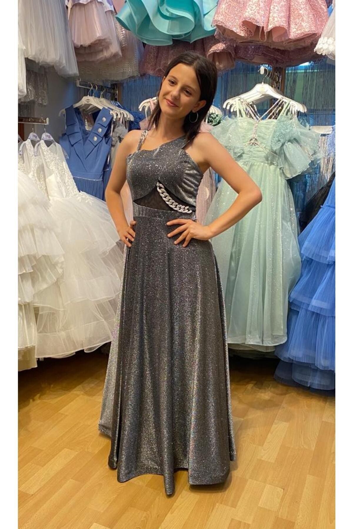 Silver gray color top gown