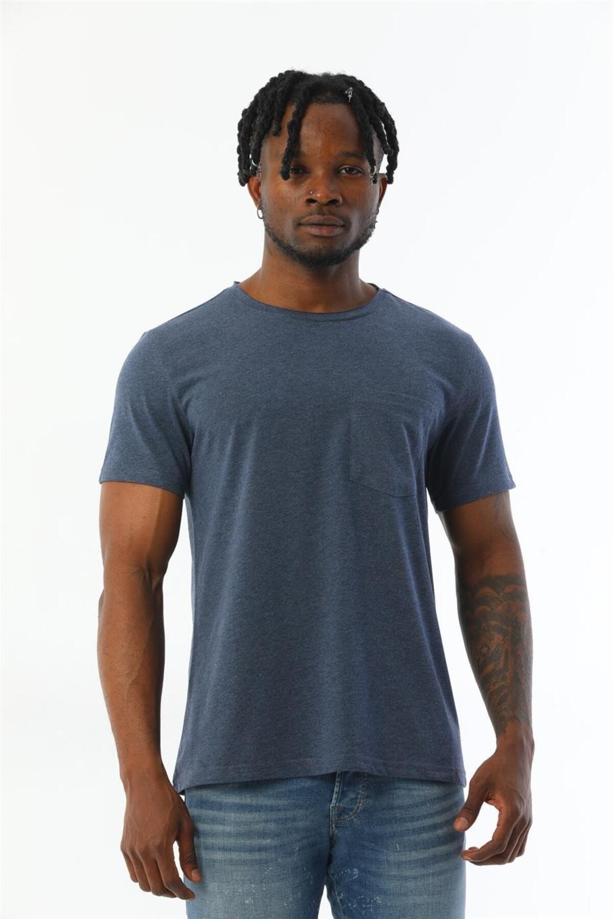 T shirt with top collar cut off