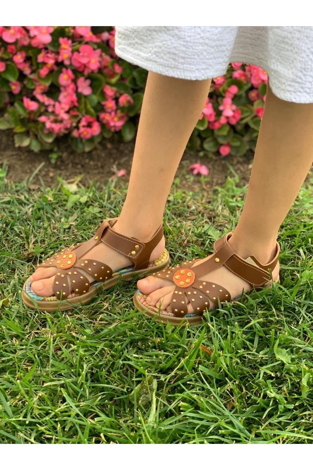 Mia leather sandals deals