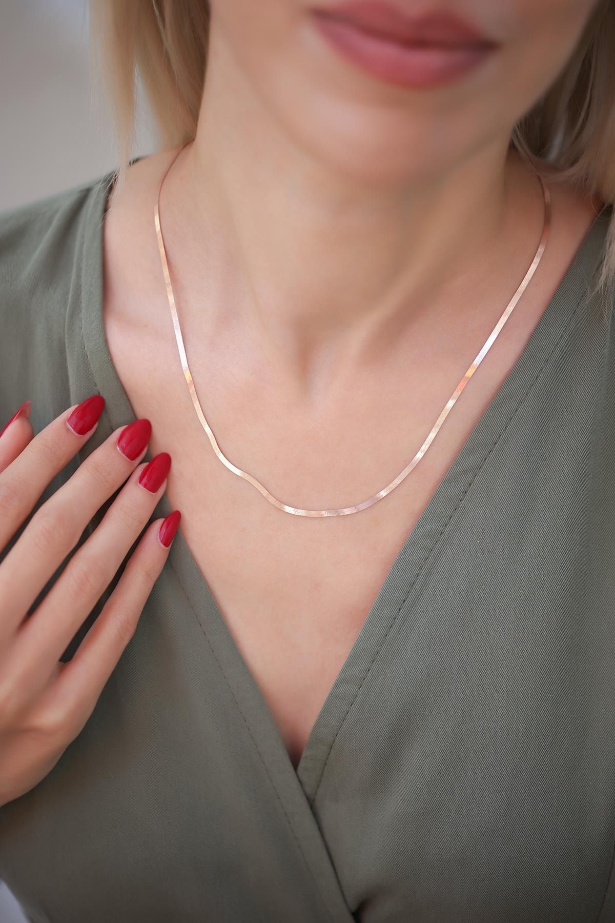 İzla Design Kadın Yassı Model Rose Kaplama Gümüş İtalyan Zincir PKT-İZLASLVR00643