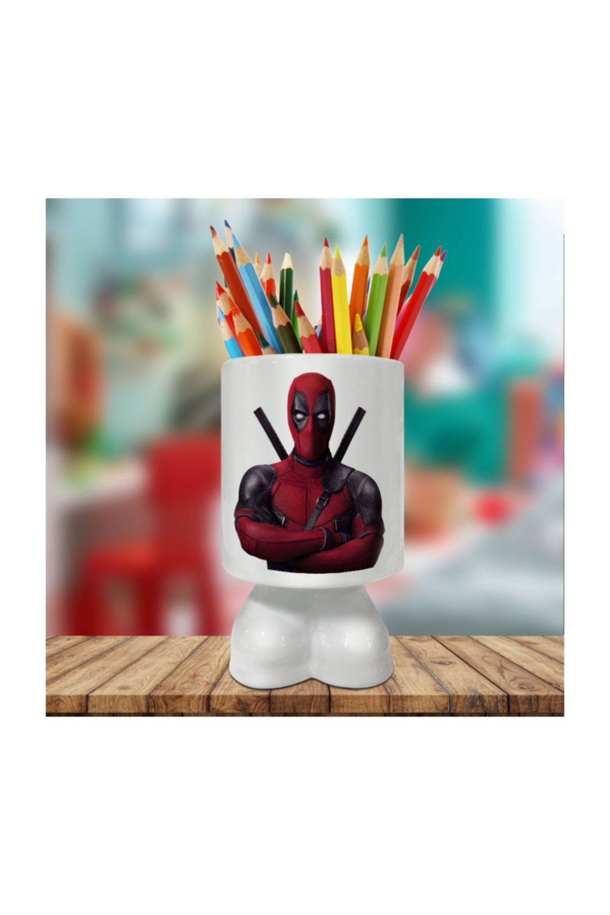 Asilmeydan Uslu Çocuk Deadpool Karakteri Baskılı Ayaklı Seramik Kalemlik-d2