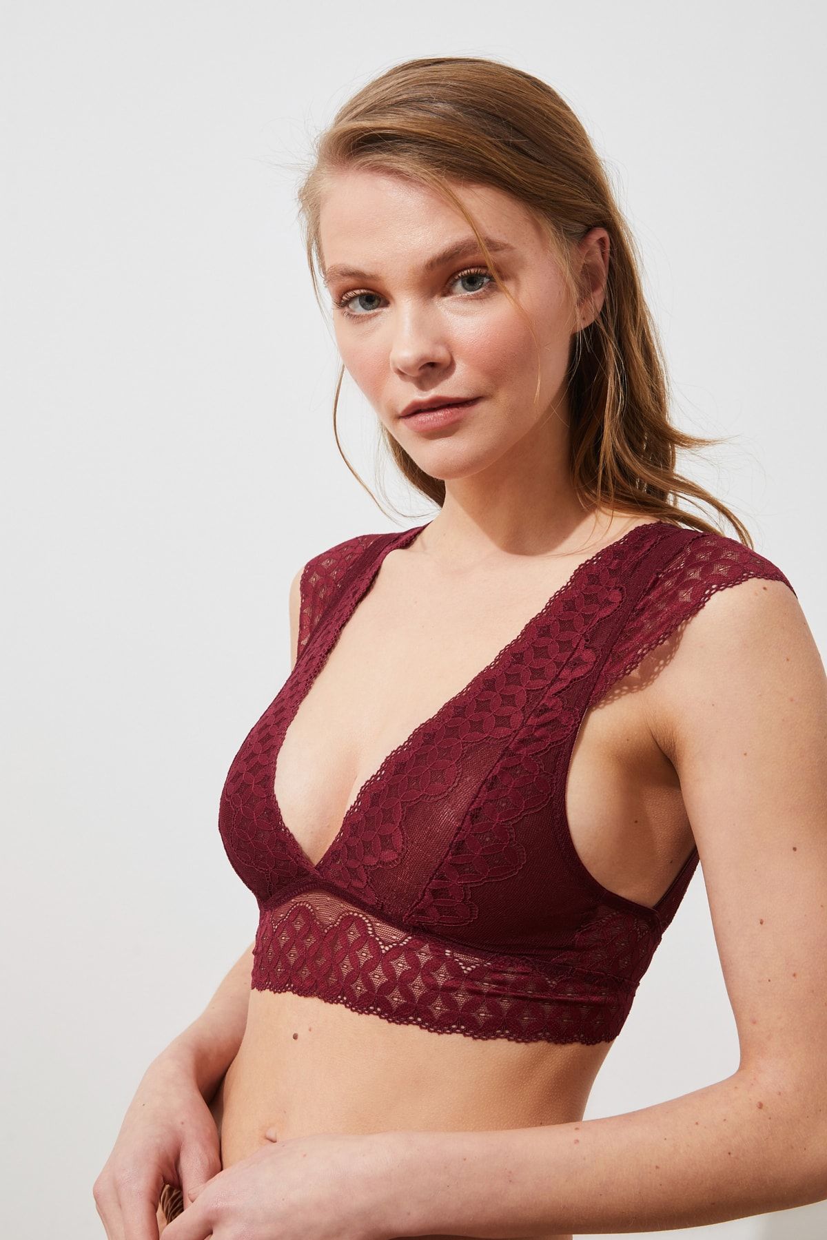 TRENDYOLMİLLA Bordo Dantelli Bralet THMSS21SU0087