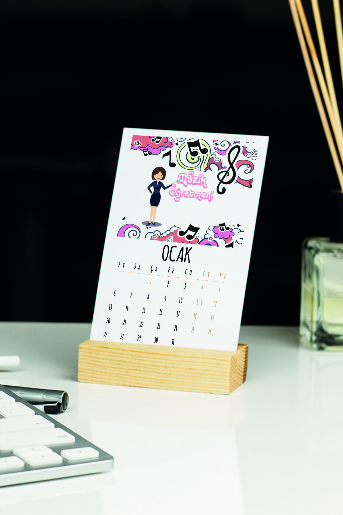 Hediyelen 2022 Müzik Öğretmeni Masa Takvimi