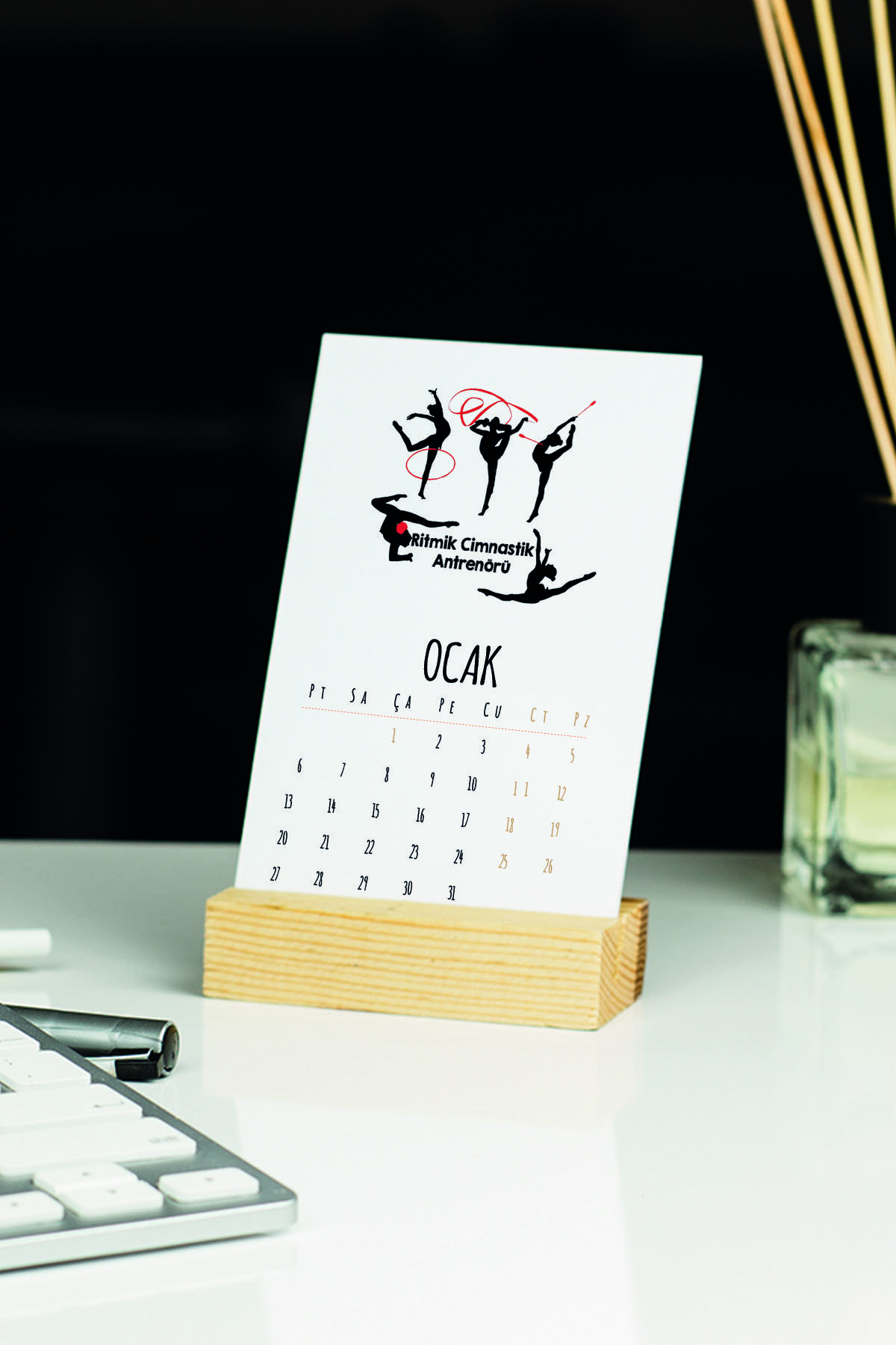 Hediyelen 2022 Ritmik Jimnastik Antrenörü Masa Takvimi