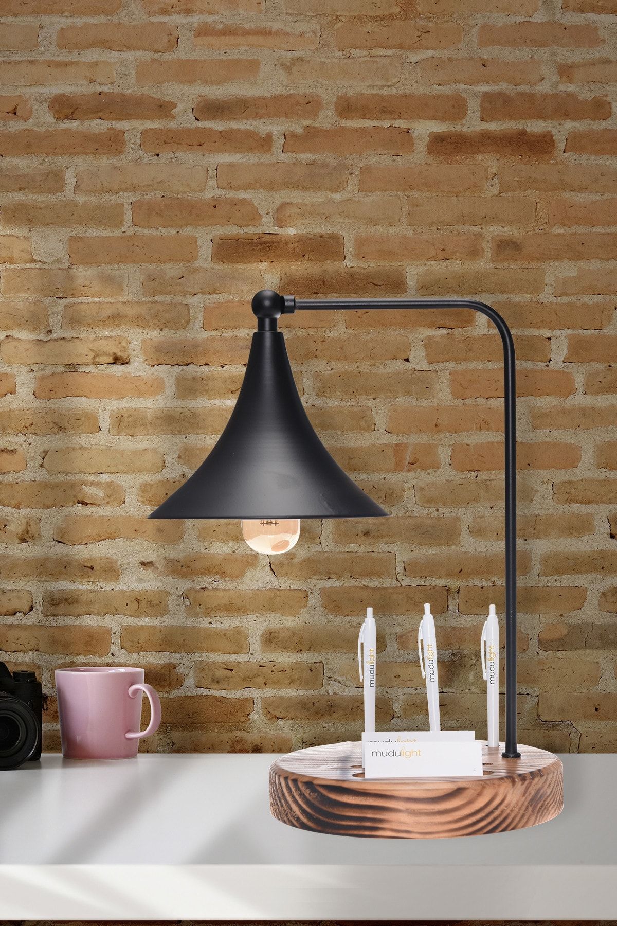 Hmydesign Leboss Masa Lambası Siyah Oval Ayak