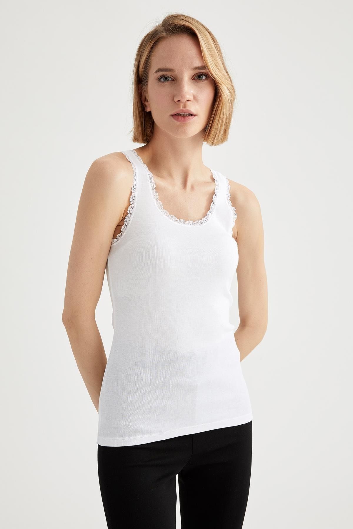 Lace-trimmed Ribbed Tank Top - White - Ladies