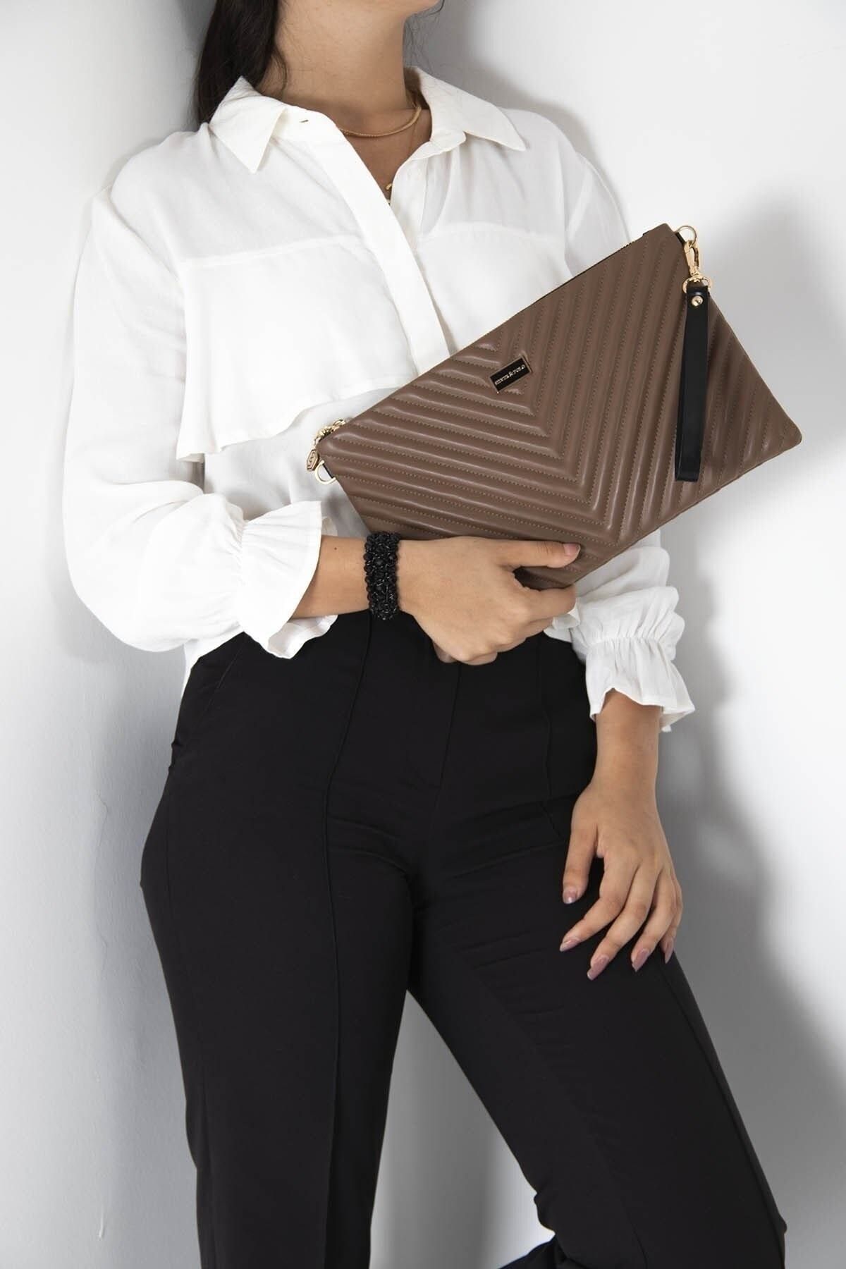 Women's portfolio clutch sales