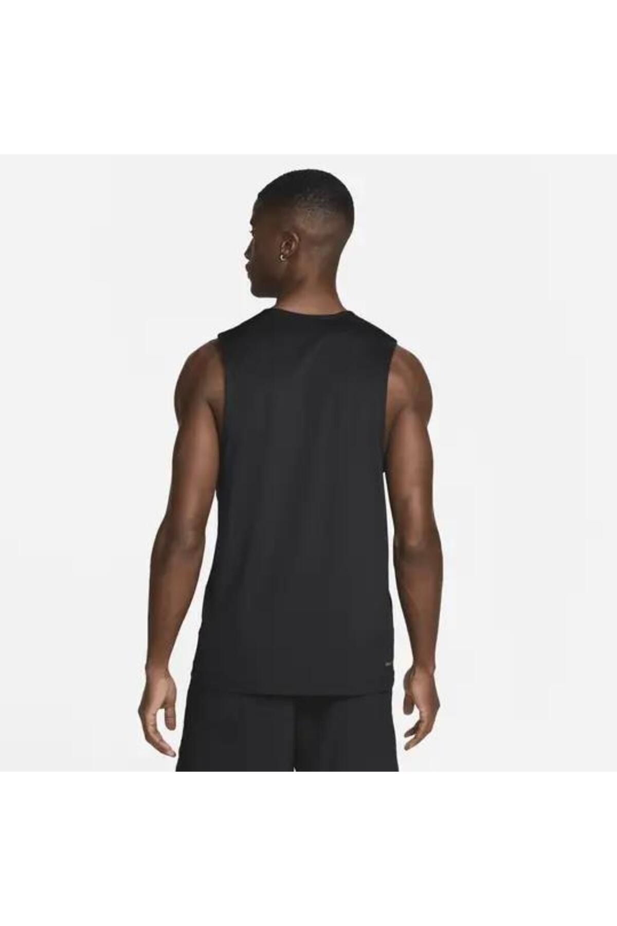 Nike sports deals tank