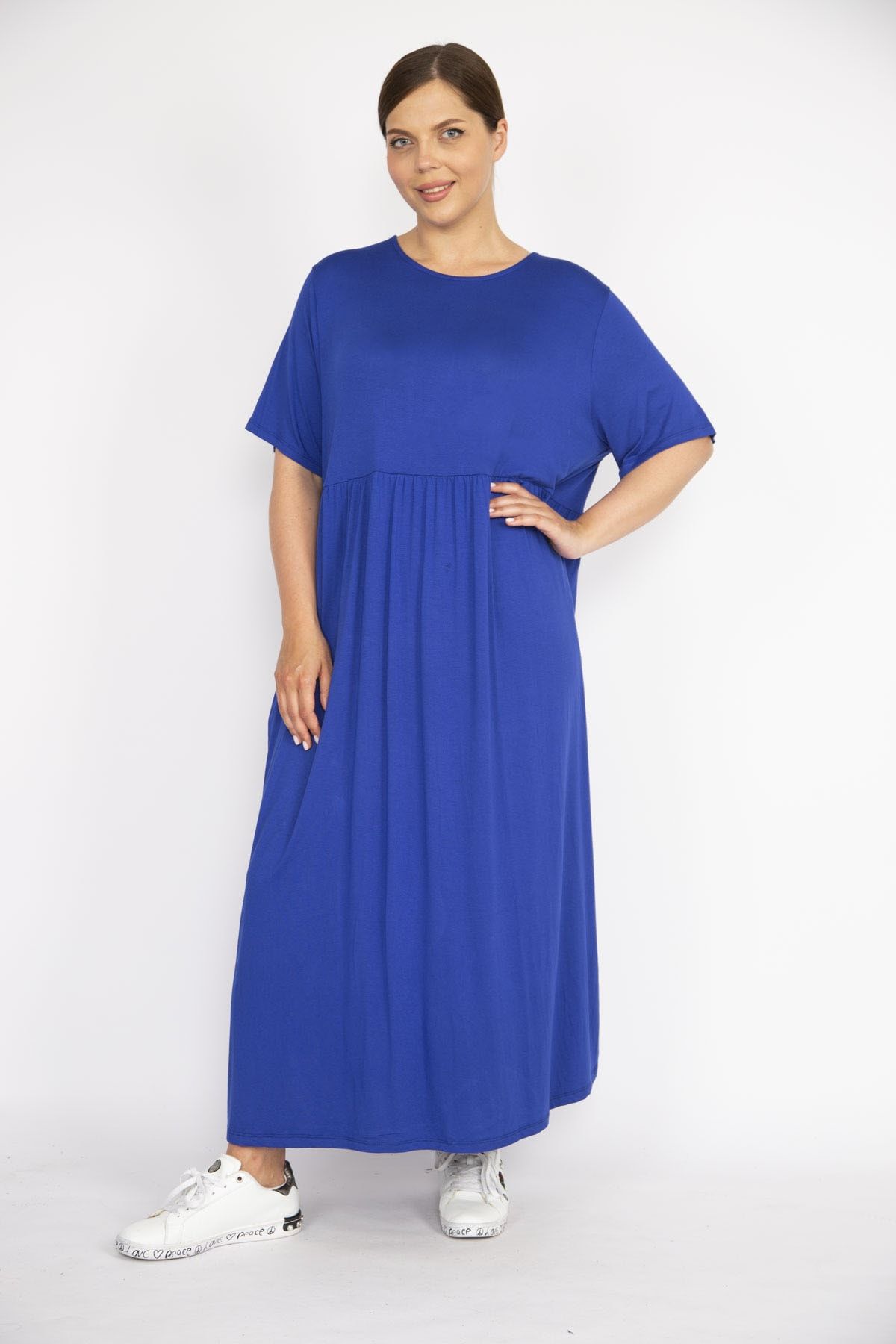 Saks plus size sale