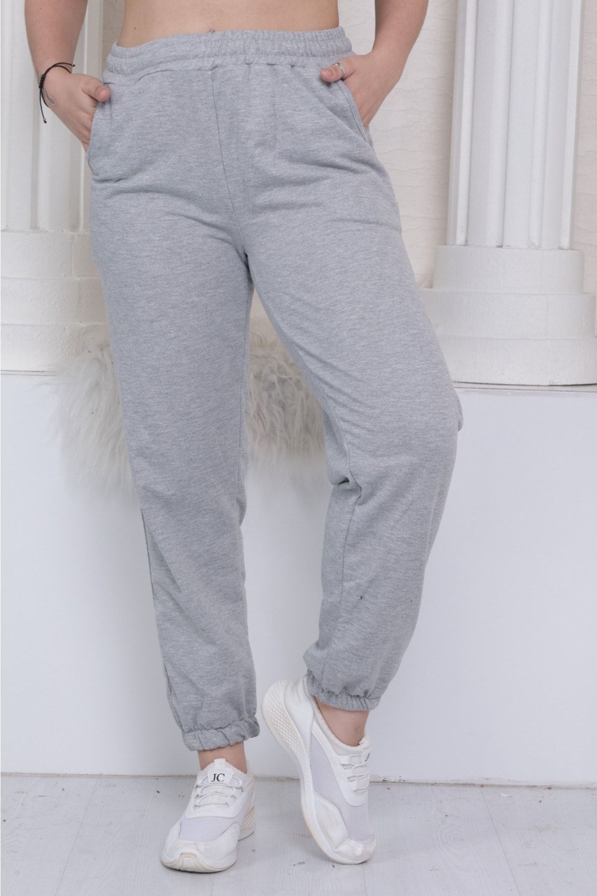 Tight tracksuit bottoms hot sale womens