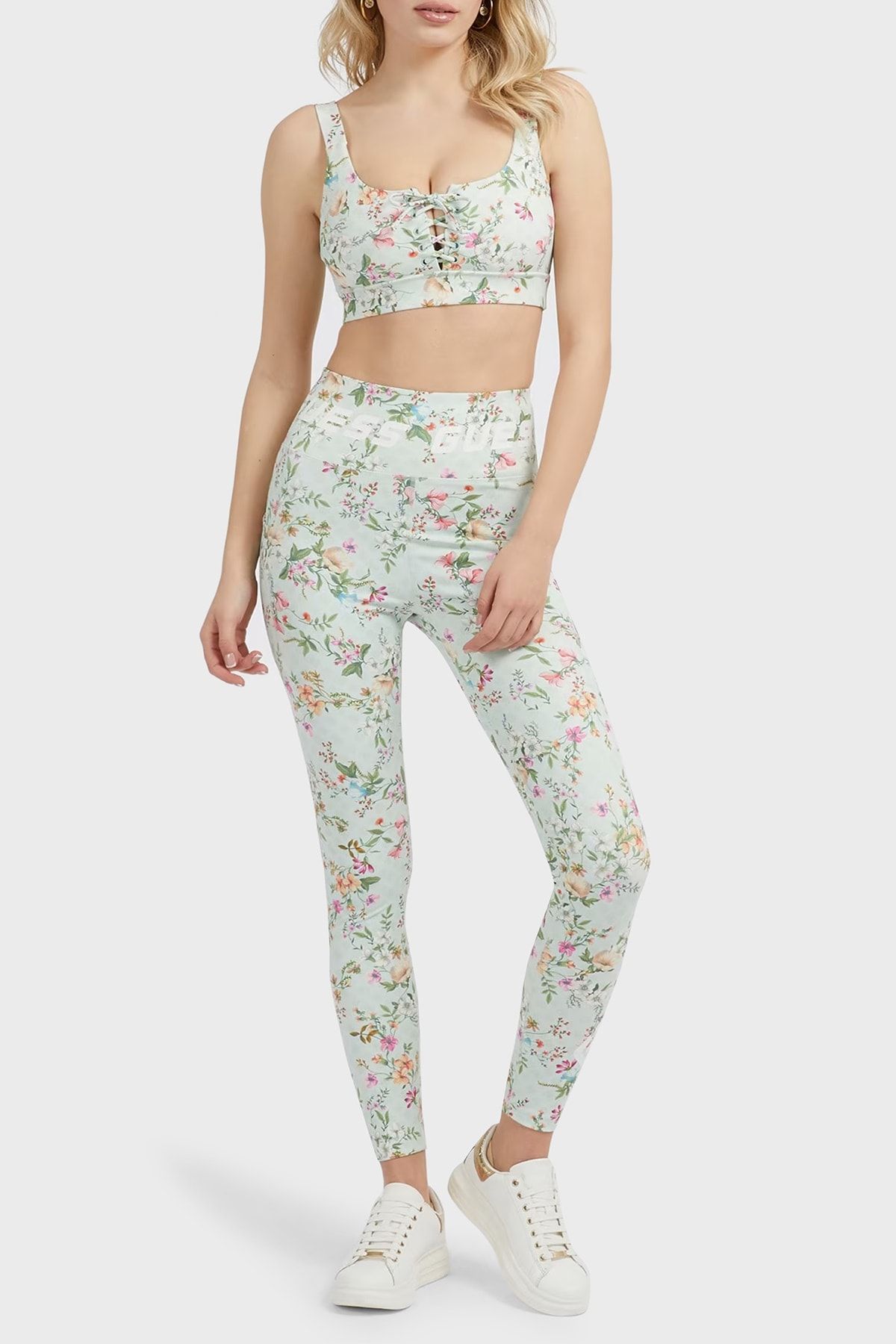 Davina sportswear outlet