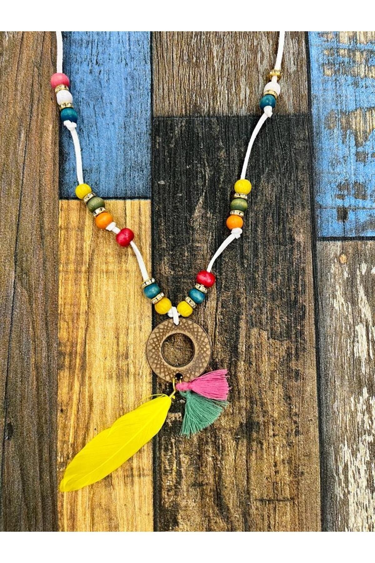 Lucky top feather necklace