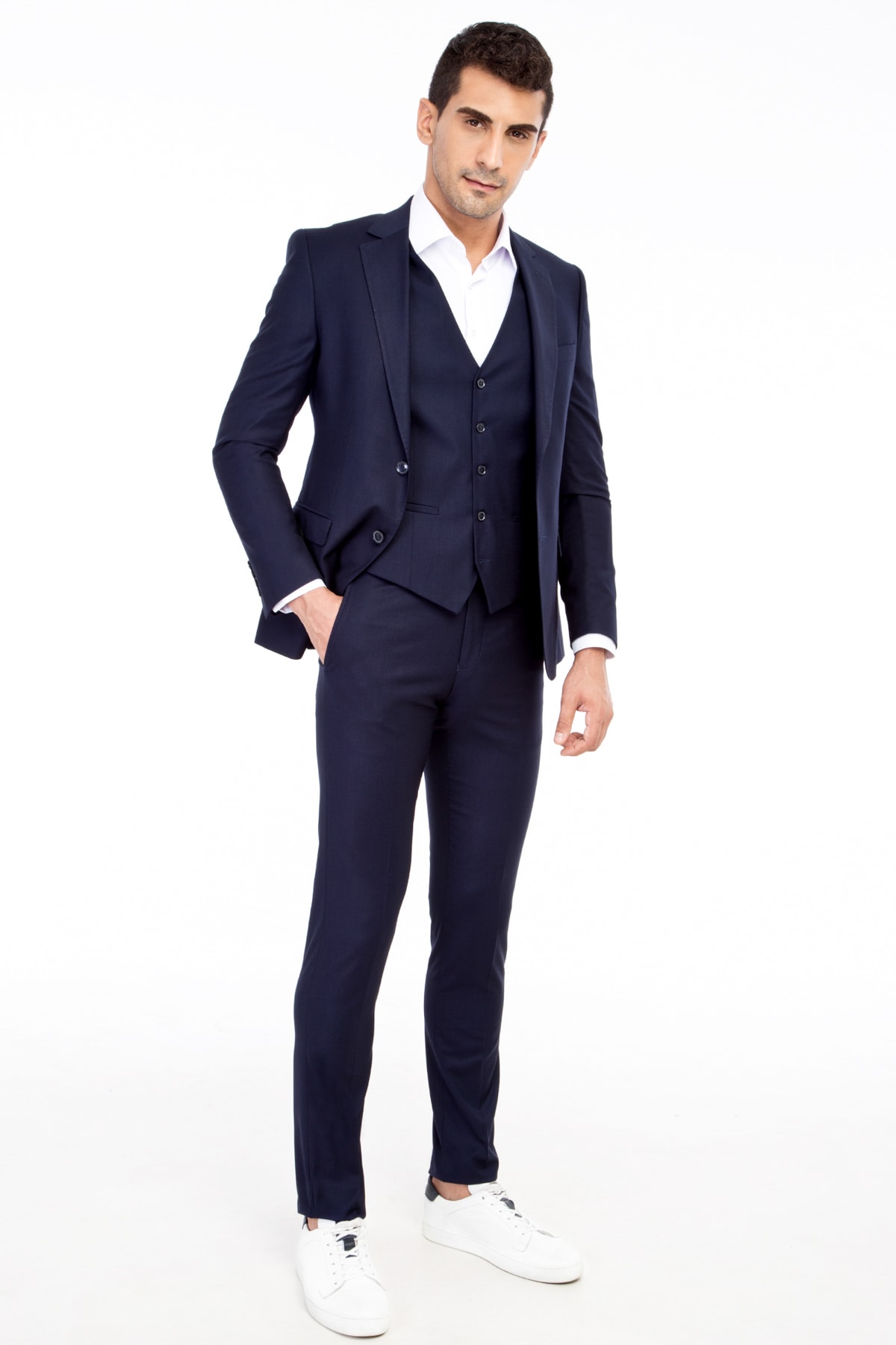 Kiğılı Yelekli Takım Elbise