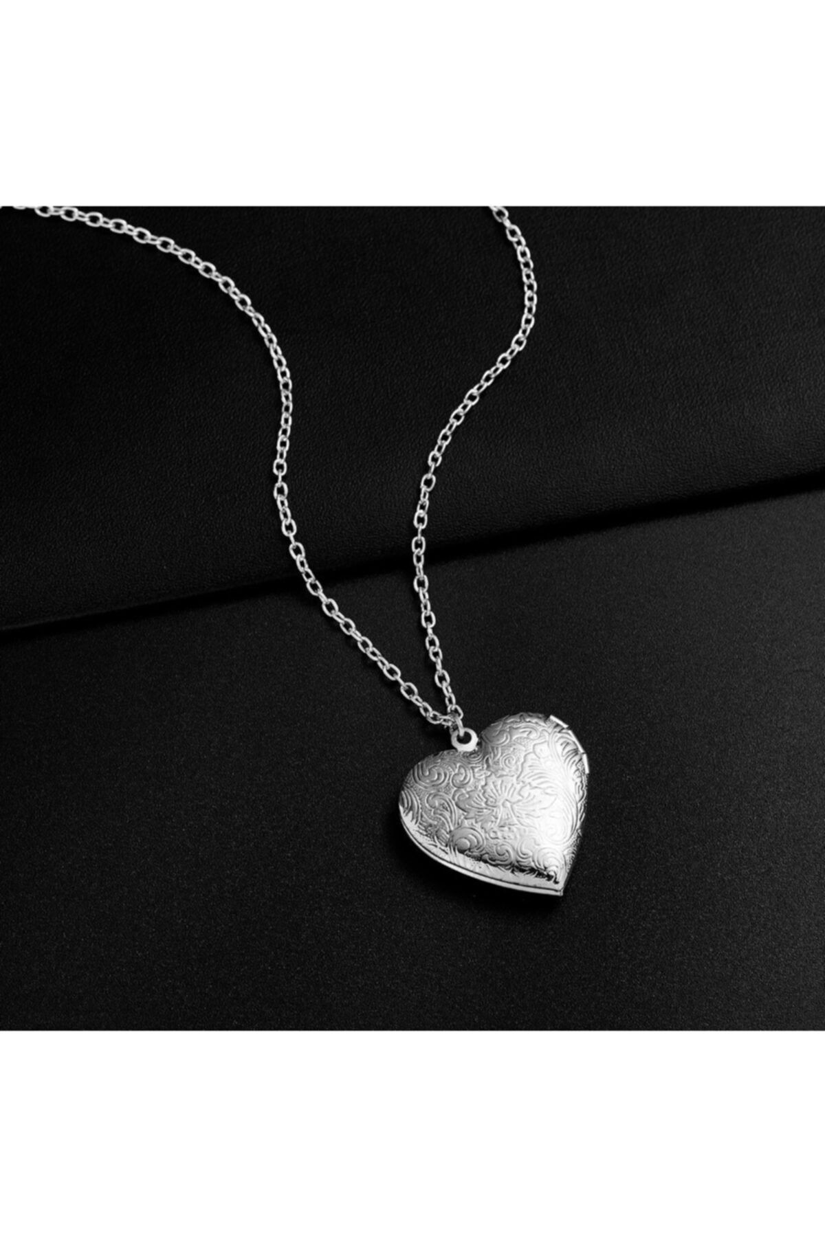 Black&White Titanyum Çelik Açılır / Kapanır Kalp Tasarım Kolye 2