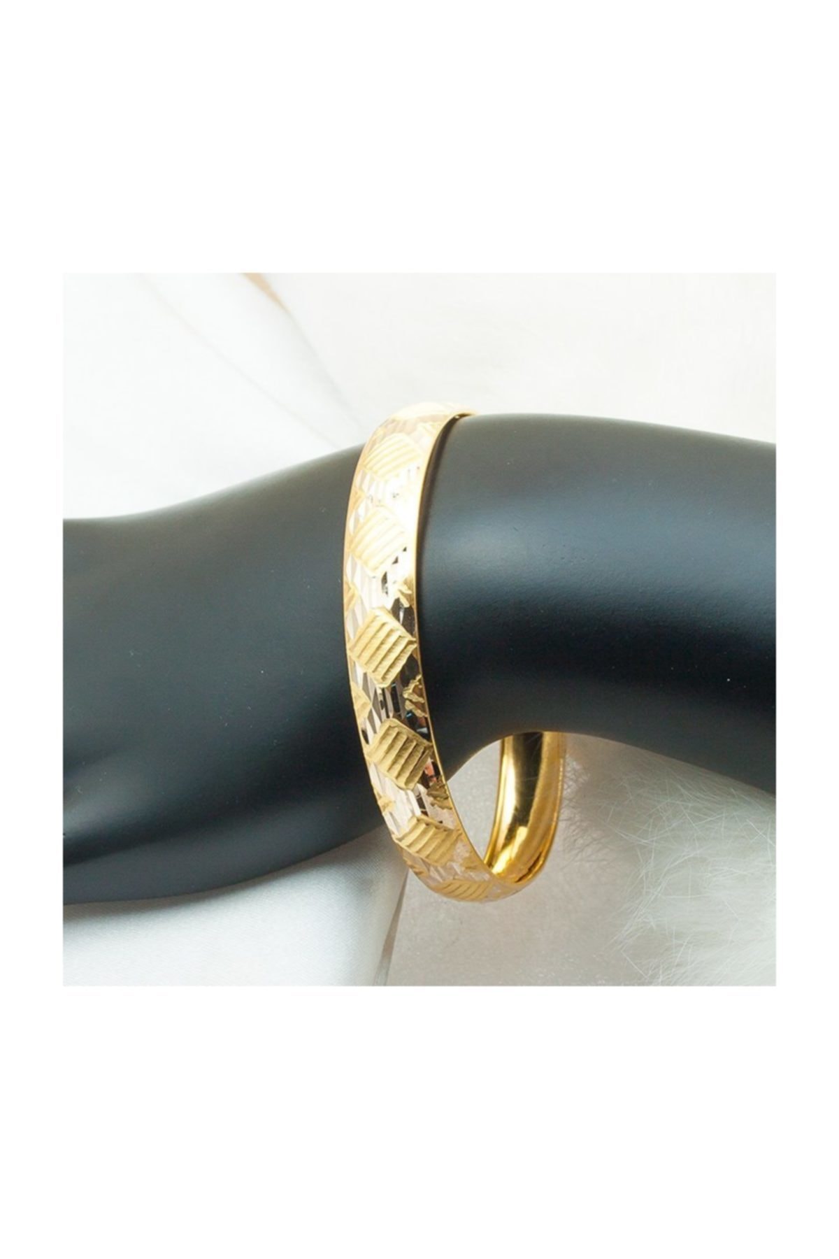 Bilezikci 1 Cm Enli Şarnel 8 Ayar Altın Bilezik