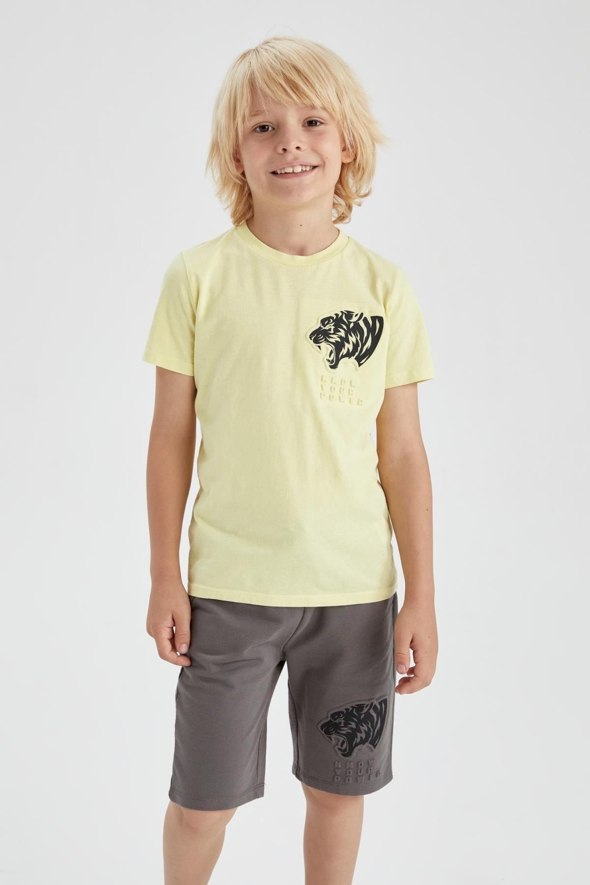 Defacto Boy s Sweatshirt Fabric Shorts Trendyol