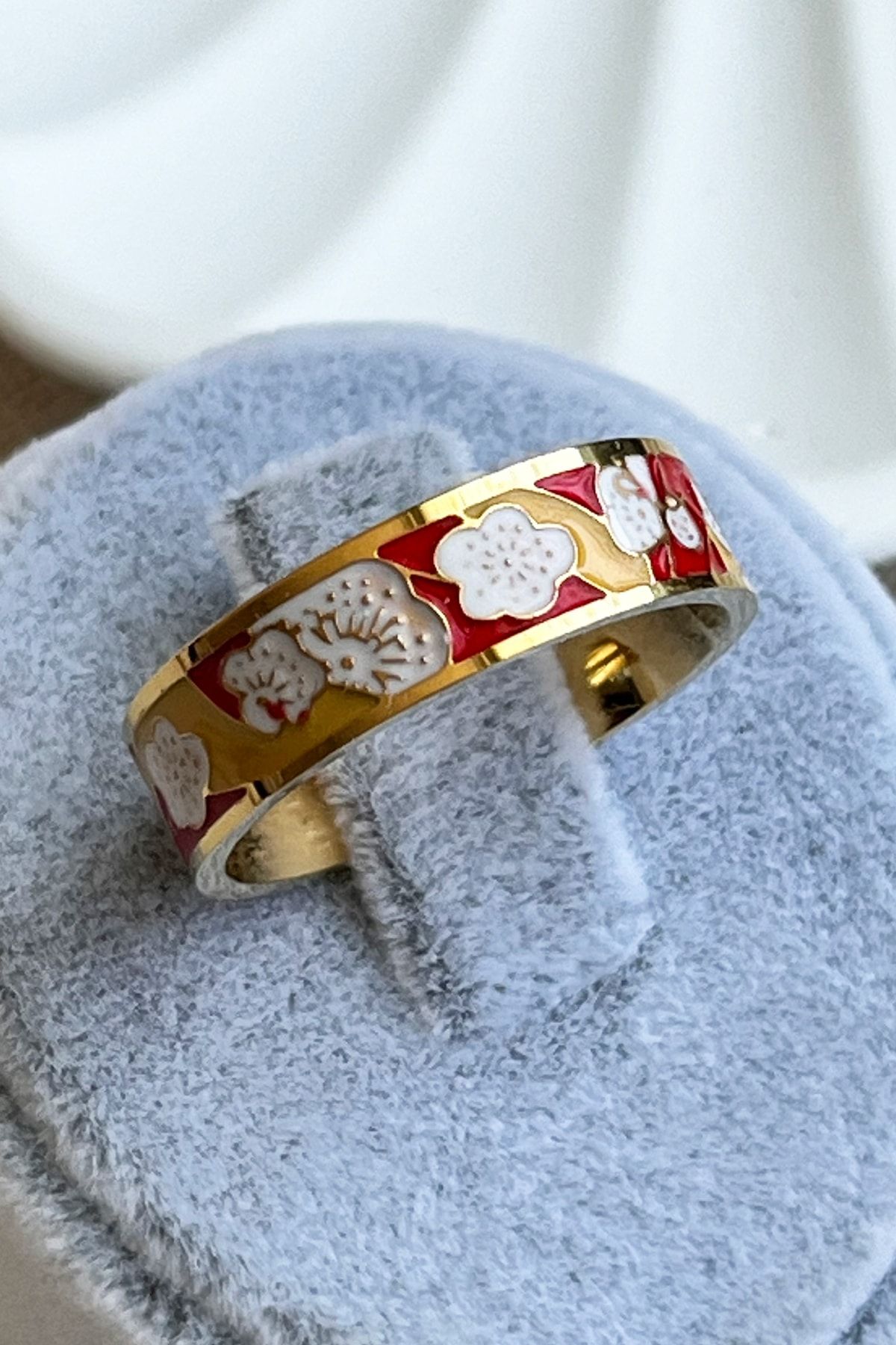 Ring 17 shop gold