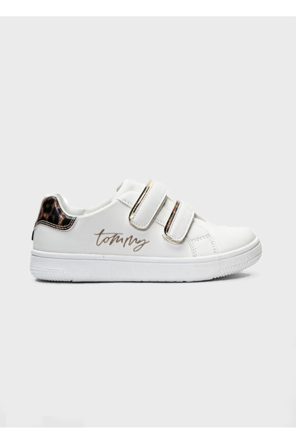 Tommy hilfiger clearance kids sneakers