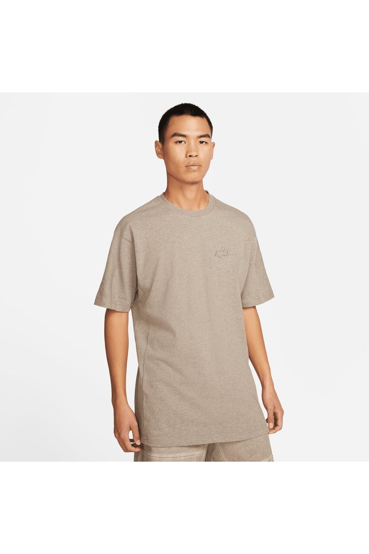 Nike T Shirt Beige Regular fit Trendyol