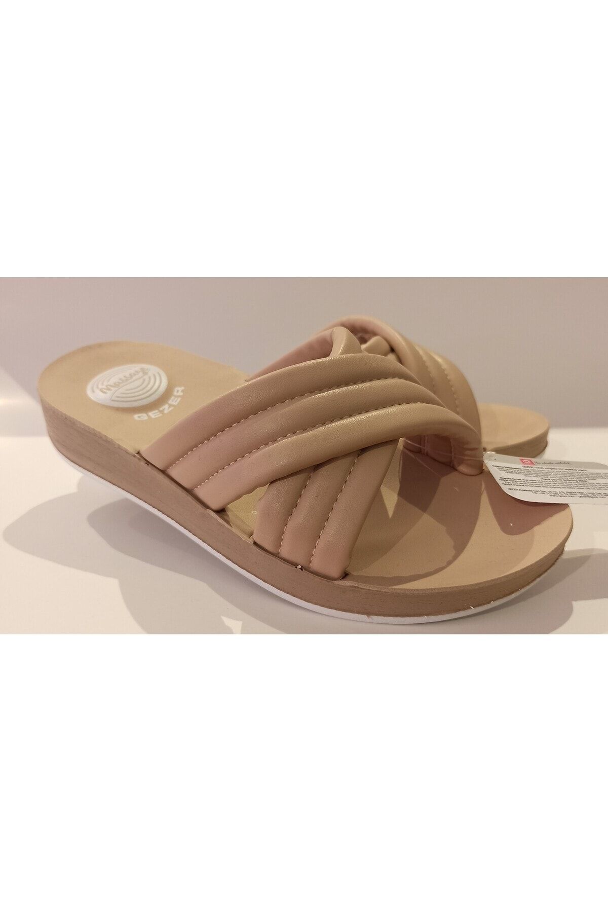 Womens light deals slippers