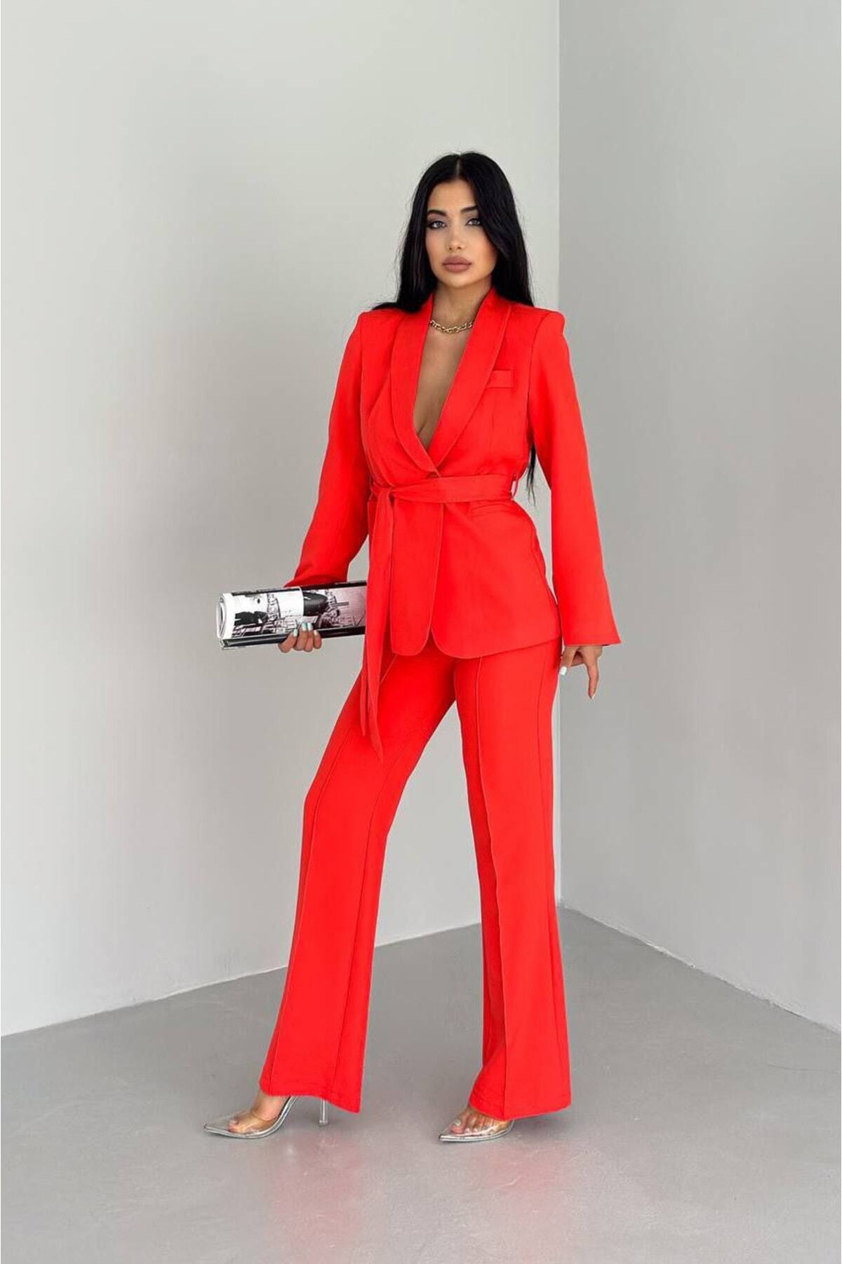 کت و شلوار کت شلوار کت شلوار کت شلوار کت شلوار کت شلوار یقه کمربند جبی جعلی جعلی کراوات دار