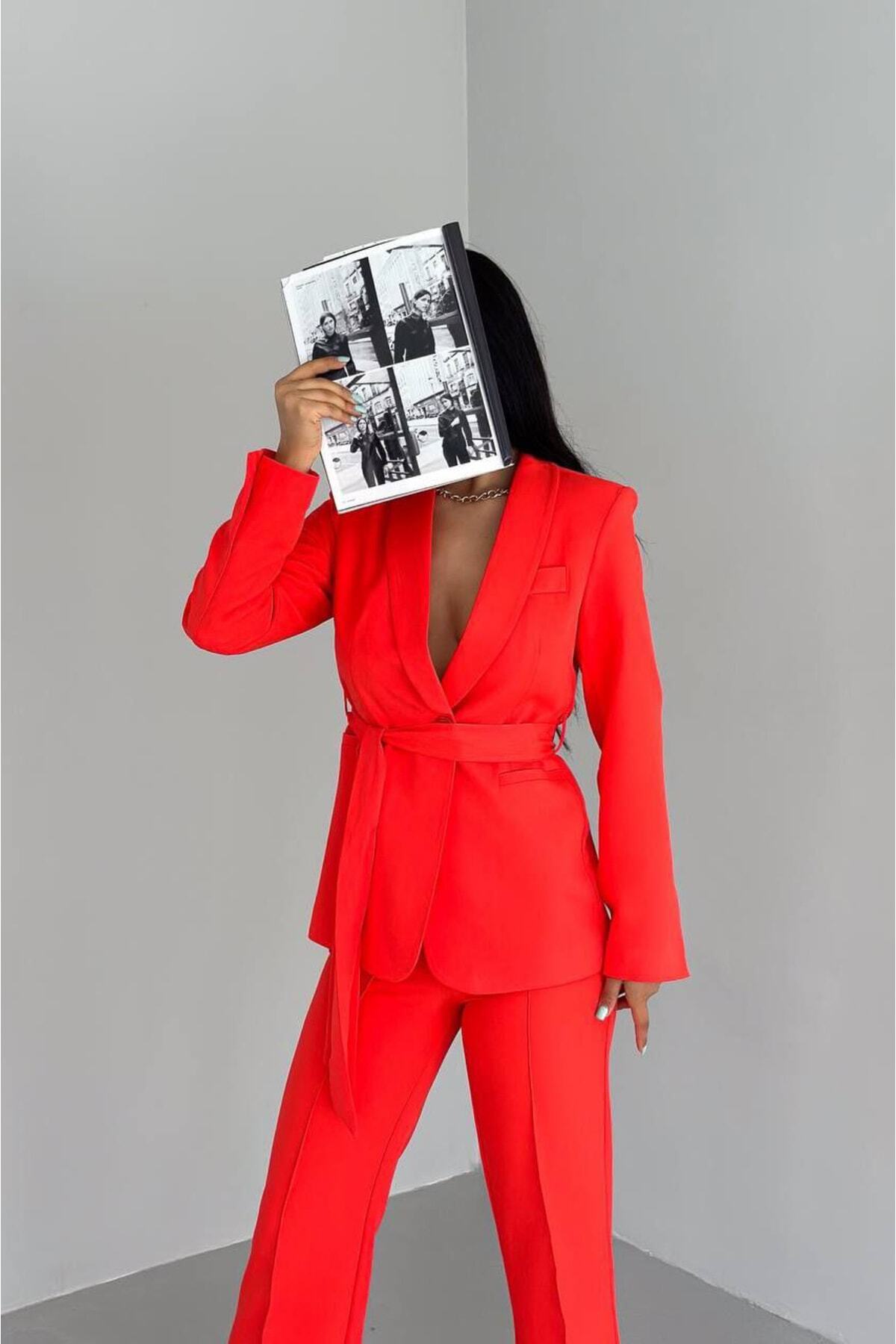 کت و شلوار کت شلوار کت شلوار کت شلوار کت شلوار کت شلوار یقه کمربند جبی جعلی جعلی کراوات دار