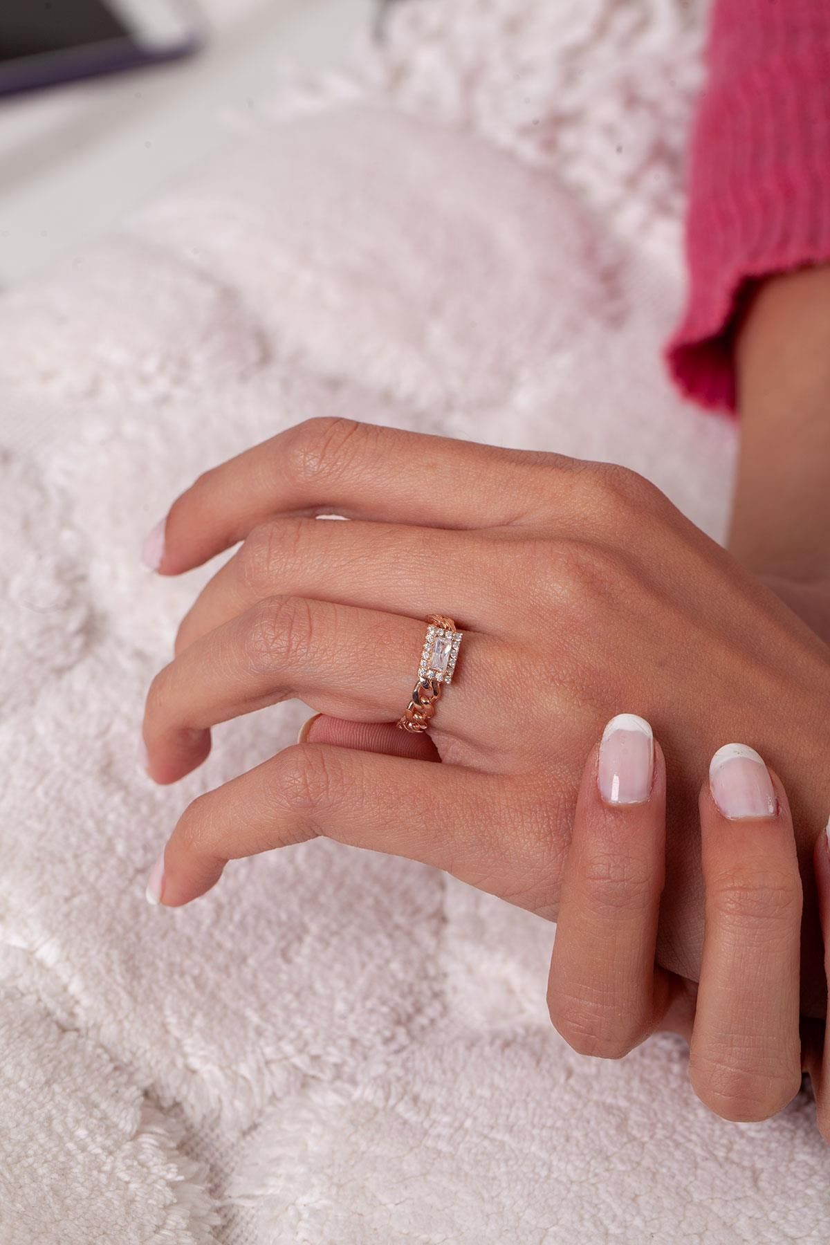 Ninova Silver Zirkon Taşlı Zincir Model Rose Gümüş Minimal Yüzük