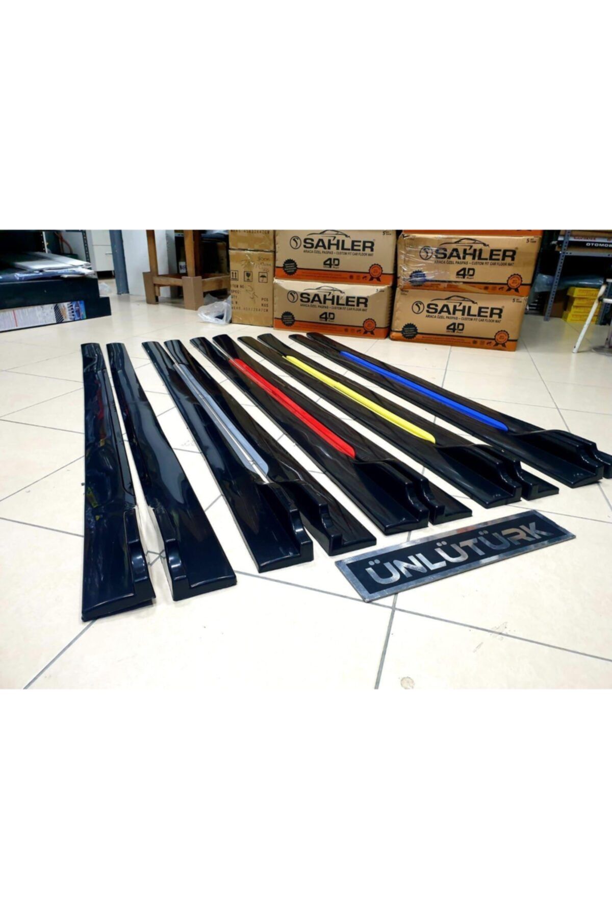 ünlütürkotoaksesuar Üniversal Piano Black Sarı Renkli Kulaklı Flaplı Marşpiyel Lipi(sarı)