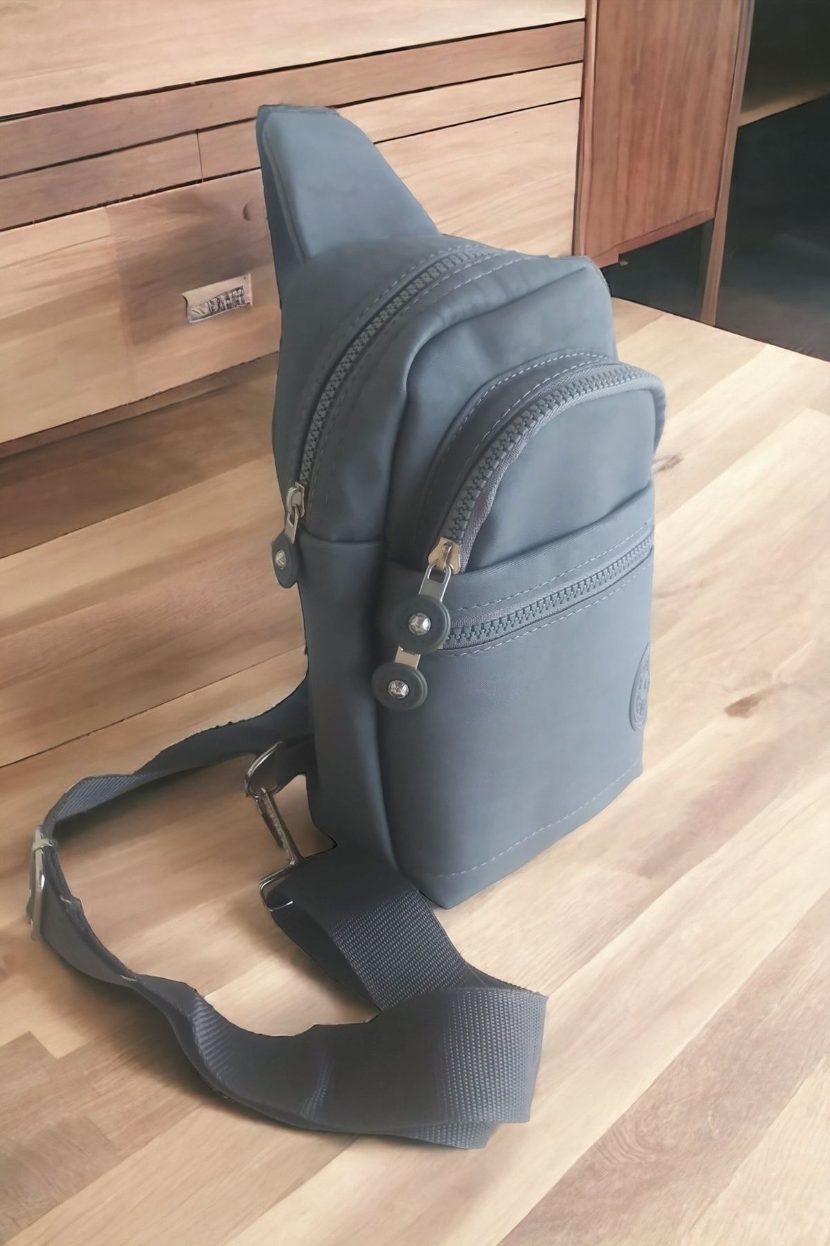 Kipling chest bag best sale