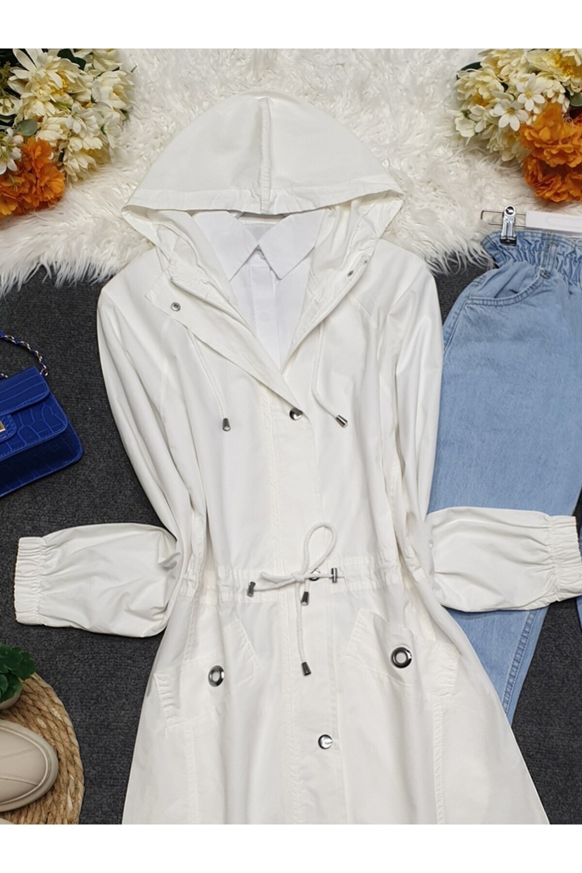 White hooded trench coat Clearance