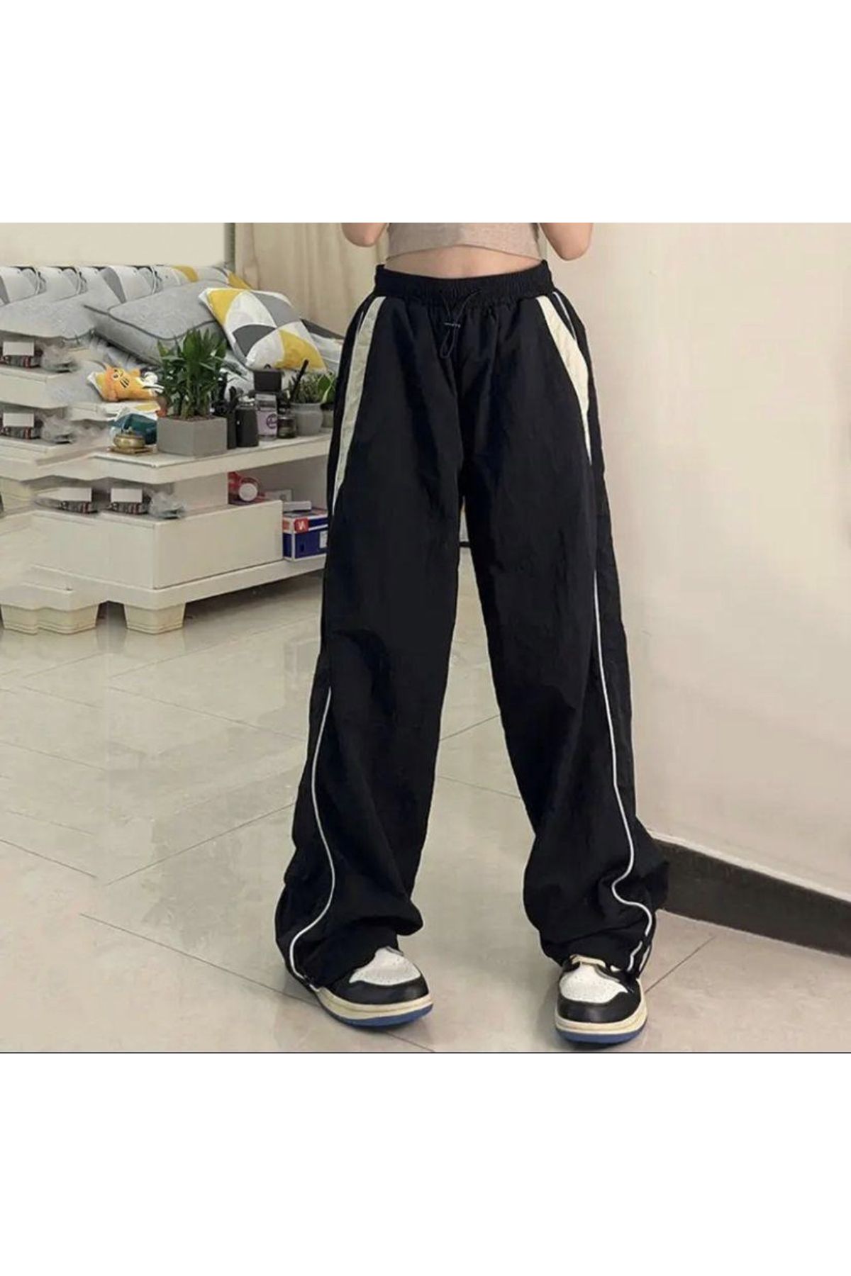Parachute tracksuit pants 2025
