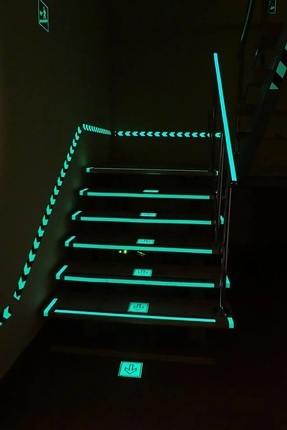 Karanlıkta Işık Veren Gece Parlayan Fosforlu Şerit Bant Yapışkanlı Fosfor Bant Fosforlu Işık 4 Metre Image 3