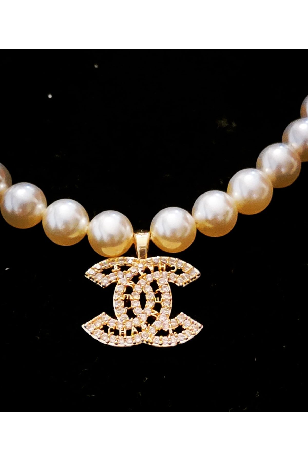 Cc pearl necklace deals
