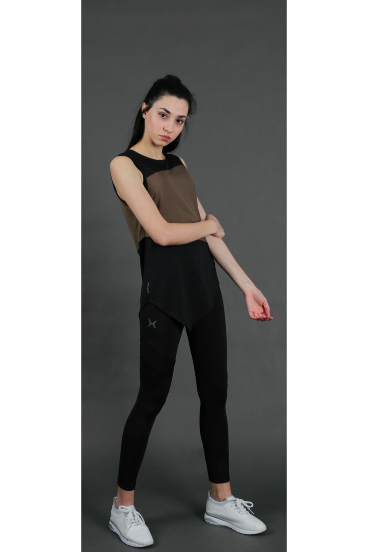 HALVMAN Kadın Sporcu Sıfır Kol Atlet Siyah/haki Hlv1336