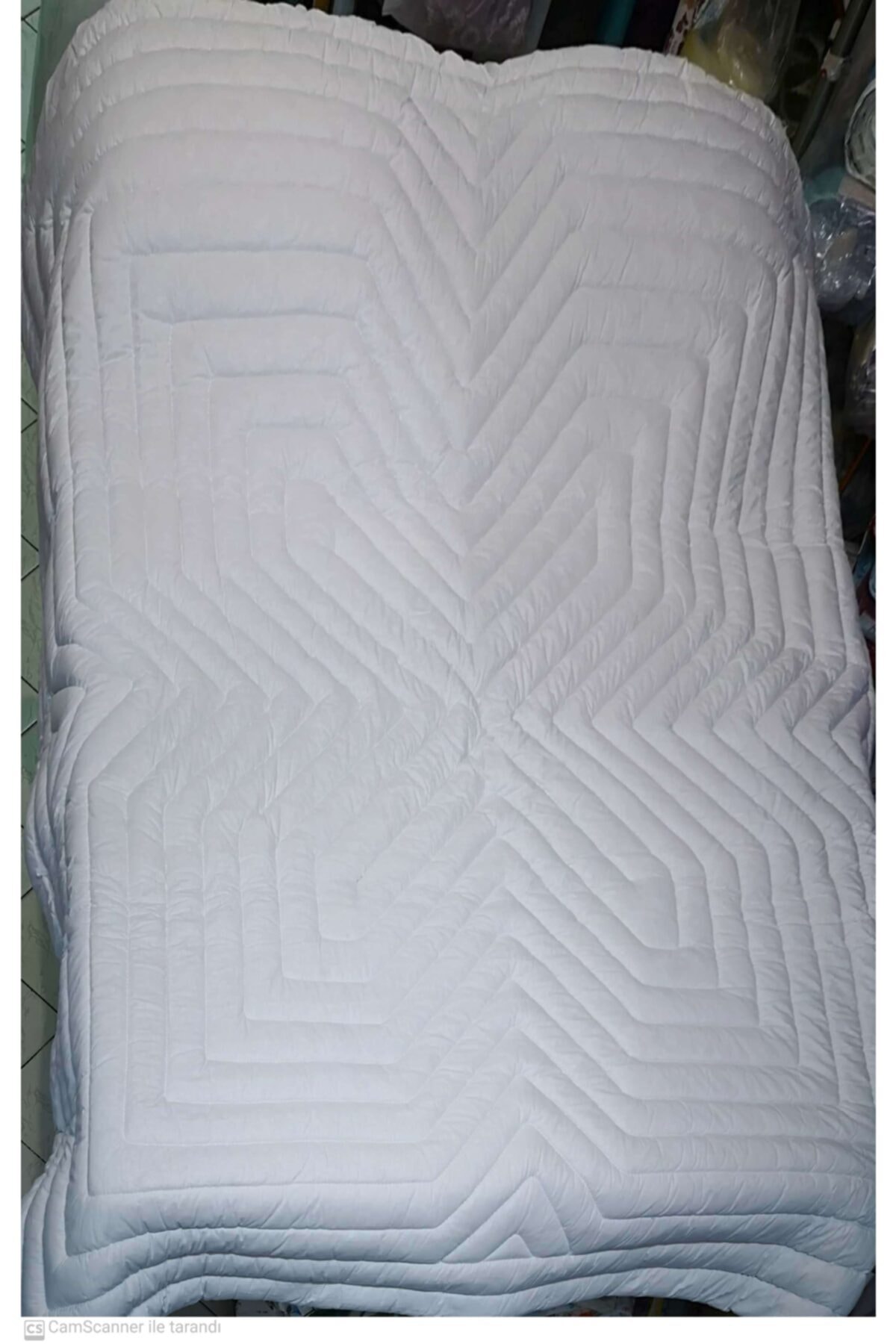 BahçeHome %100 Kuzu Yününden Battal Boy(KING SIZE) Beyaz Yorgan