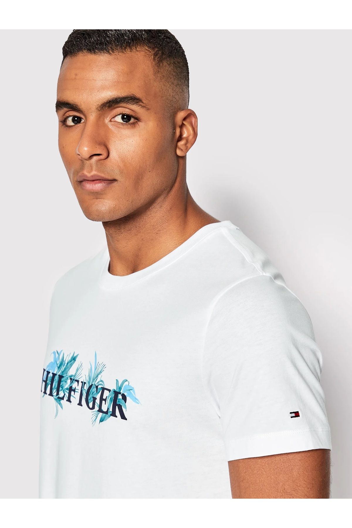 Tommy hilfiger sale palm tree shirt