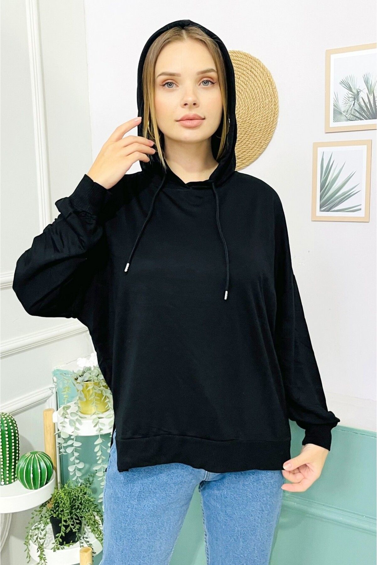Thin black clearance sweatshirt