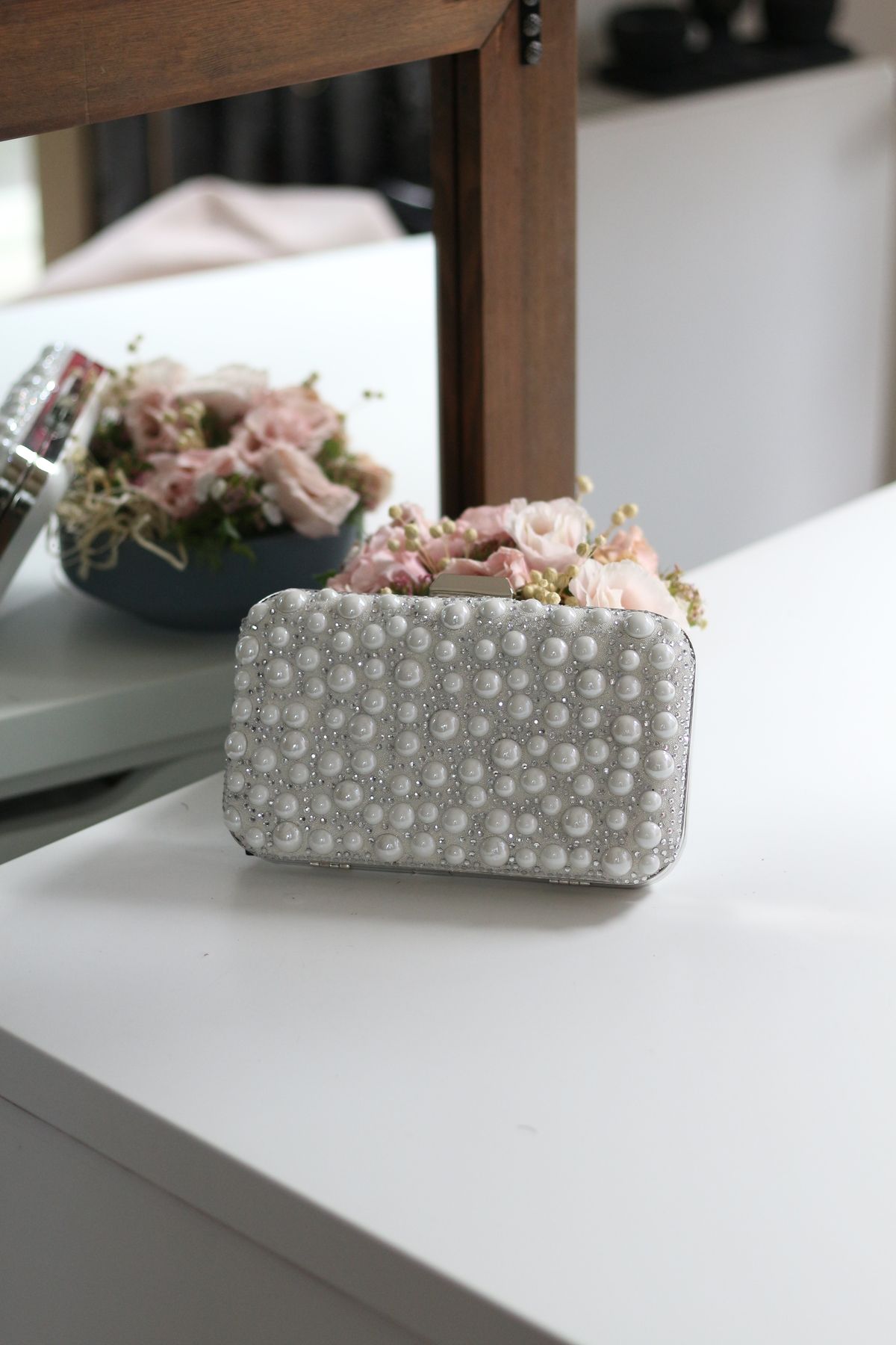 Large silver evening discount bag