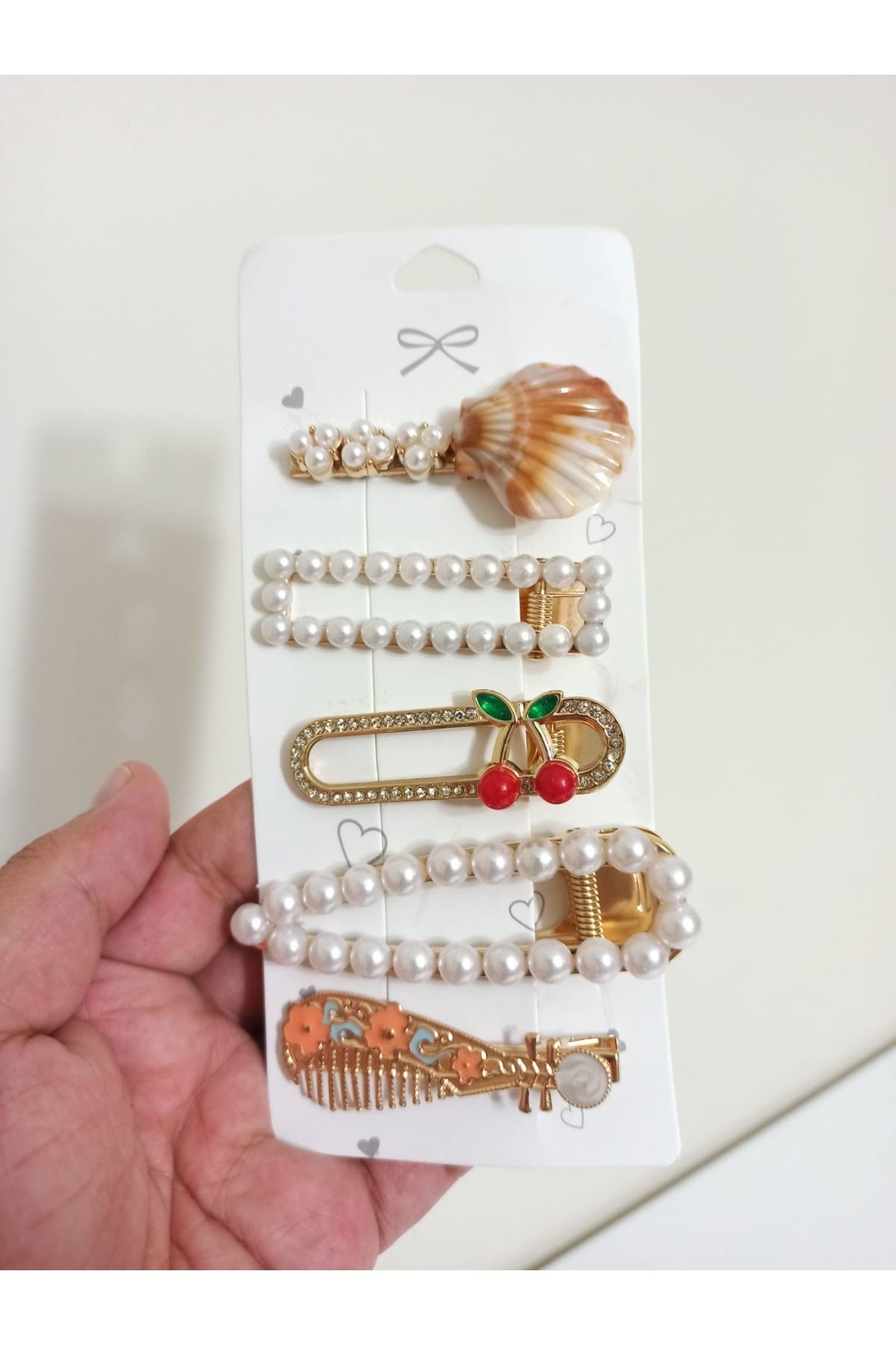 Alan Gift 5 Side Special Series Pearl and Shell Design Hair Clip Set