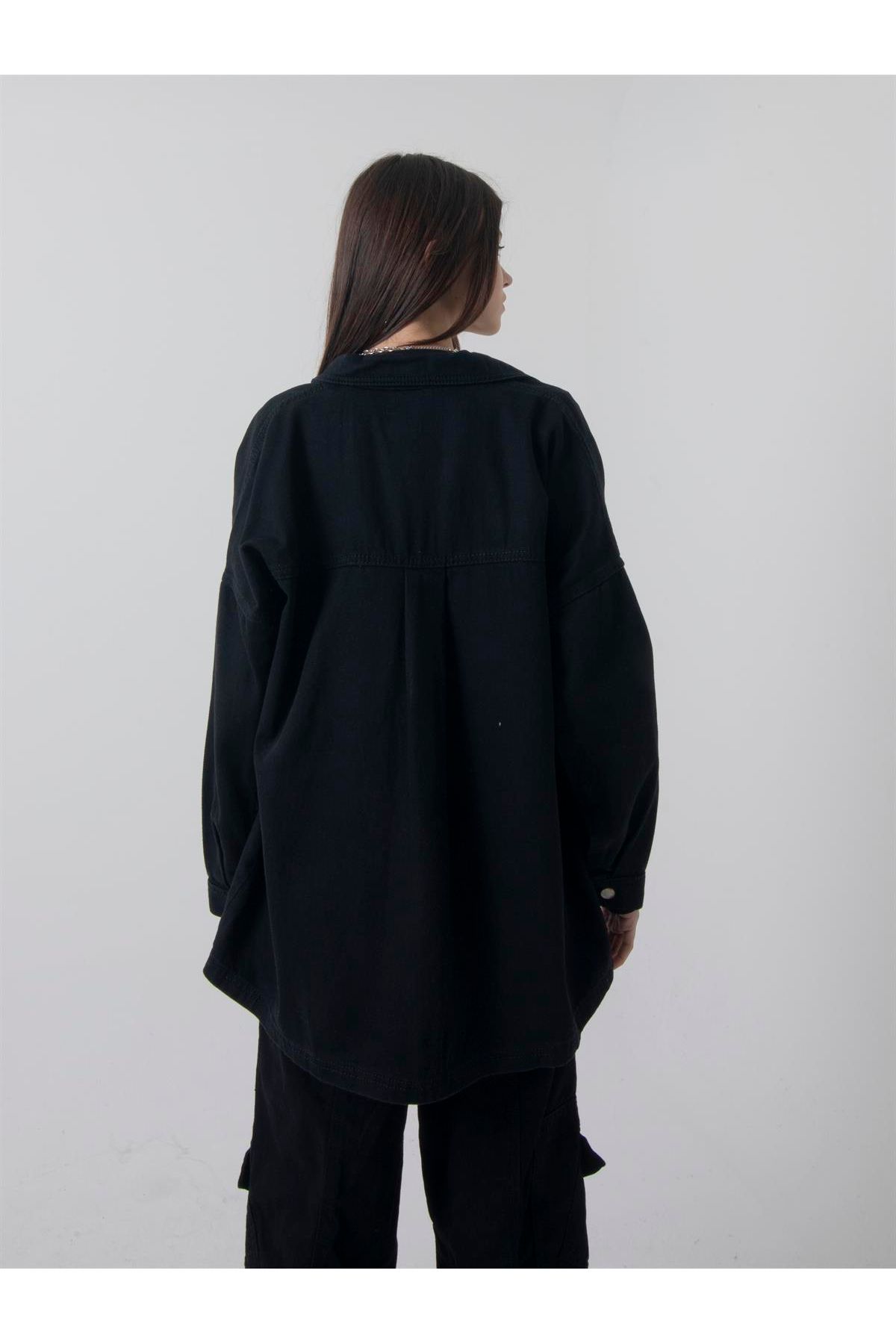 Pleated back shop denim jacket