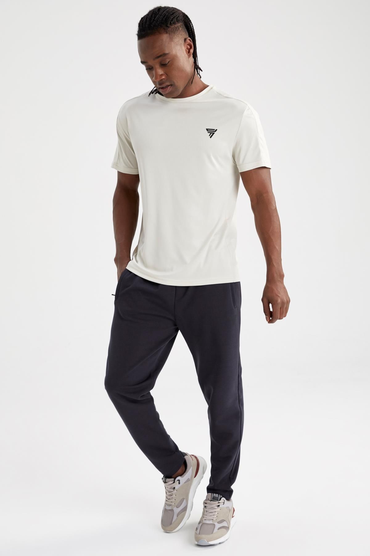 Slim fit sales jogger set