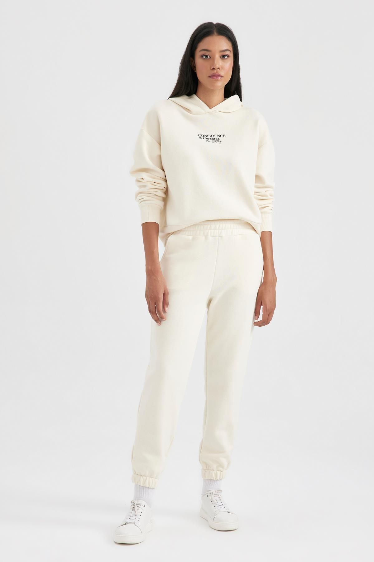 Heavy sweatpants discount womens with pockets