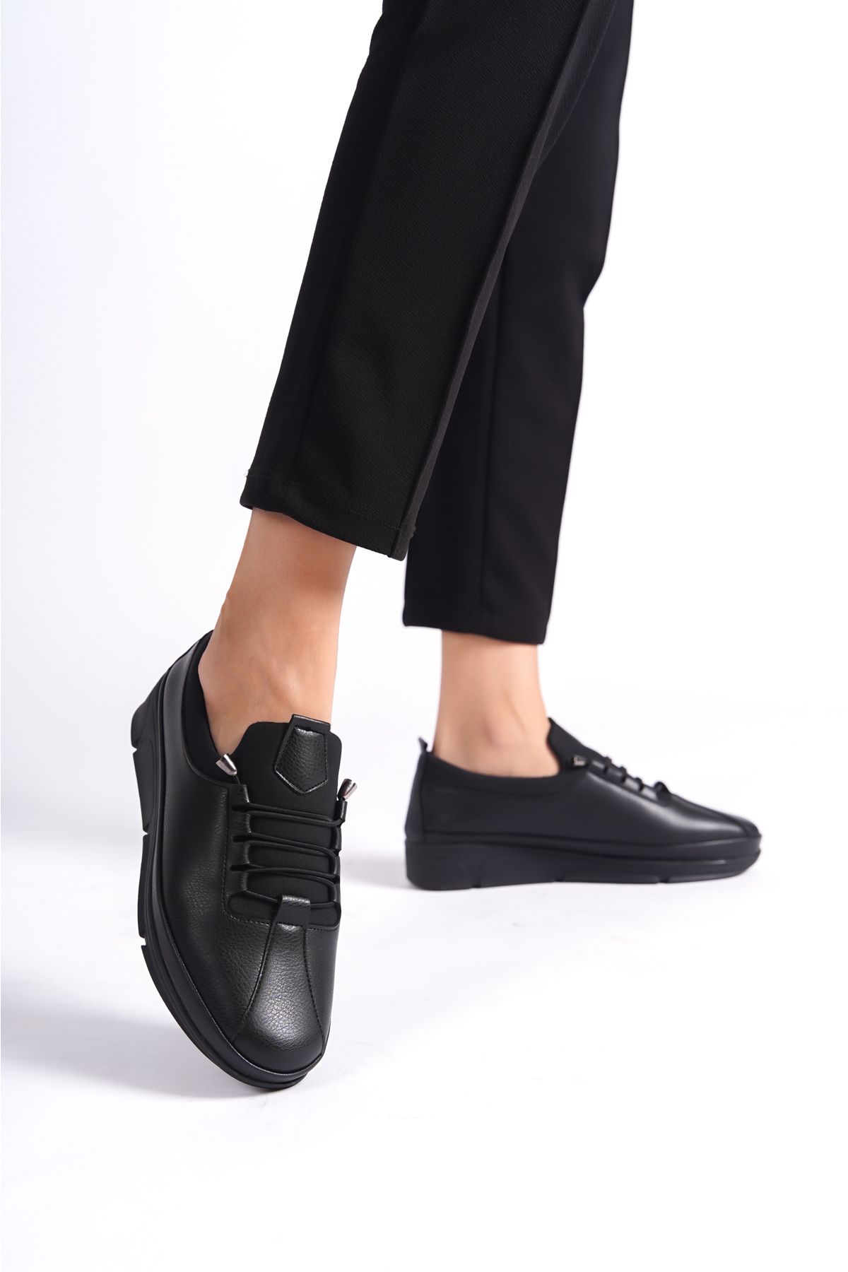 Moda De irmeni Black Skin Women s Stretch Lace Up Casual Shoes