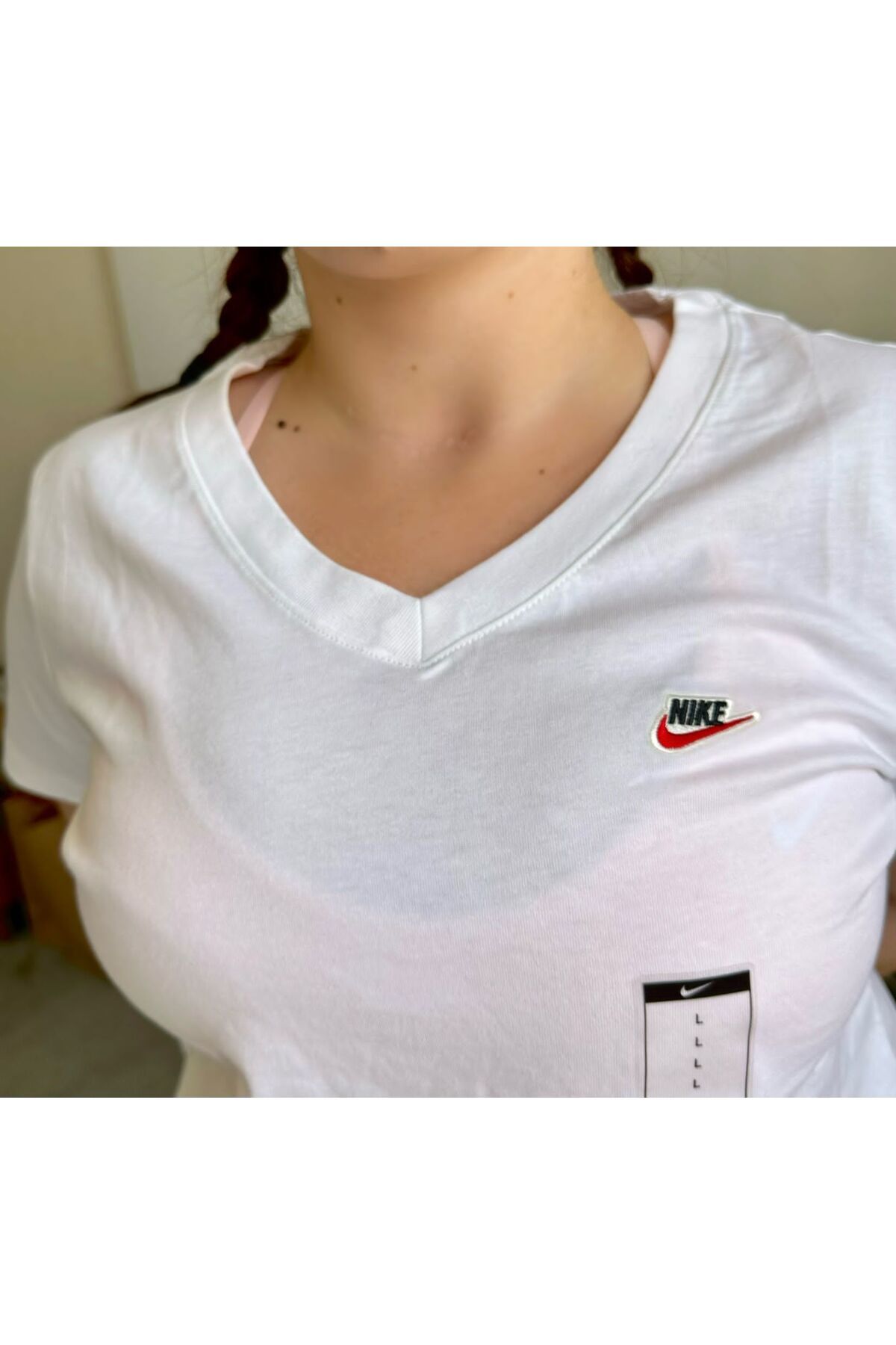 White nike v neck t shirt sales