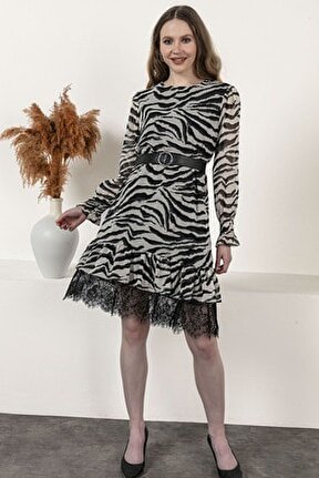 Kadın Siyah Kolu Lastikli Volanlı Eteği Dantelli Kemerli Zebra Desen Şifon Elbise