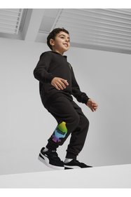 https://cdn.dsmcdn.com/sfweb-pdp/images/product-placeholder-v2.jpeg
