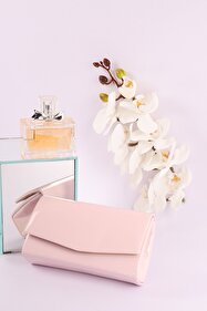 https://cdn.dsmcdn.com/sfweb-pdp/images/product-placeholder-v2.jpeg