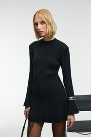 https://cdn.dsmcdn.com/sfweb-pdp/images/product-placeholder-v2.jpeg